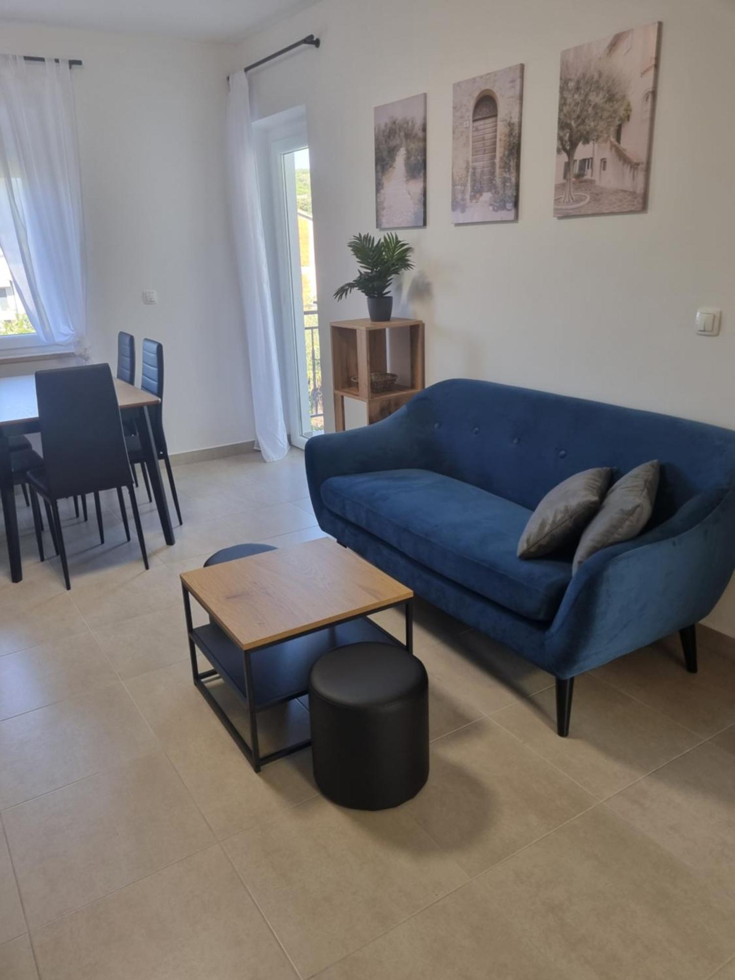 Apartment Oliva Krk Town Exterior photo